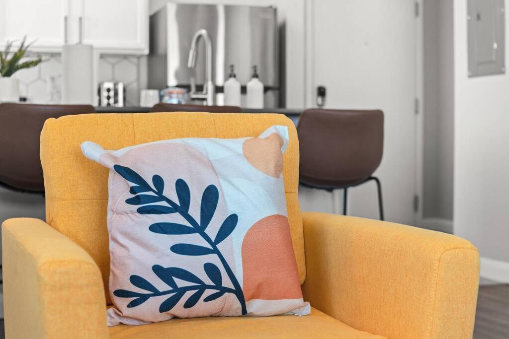 Charming Downtown Getaway Apartment Солт Лейк Сити Екстериор снимка