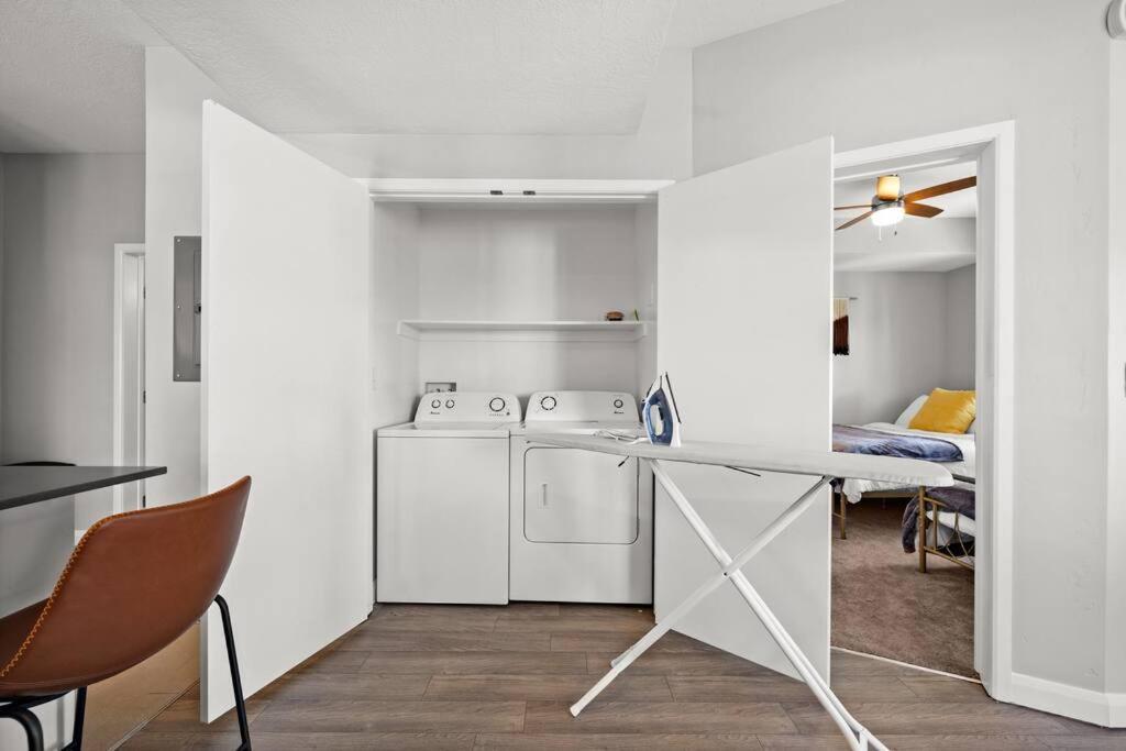 Charming Downtown Getaway Apartment Солт Лейк Сити Екстериор снимка
